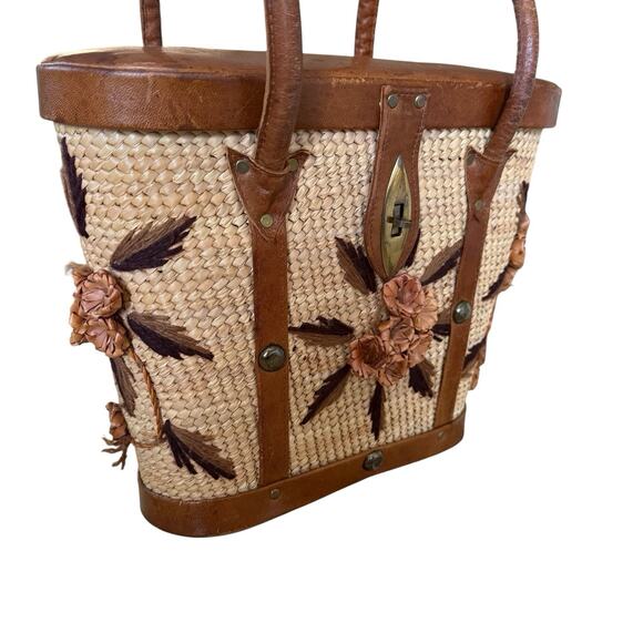 1960s Vintage Woven Straw Leather Floral Handbag Tote Purse Collectible Bag - Picture 11 of 11